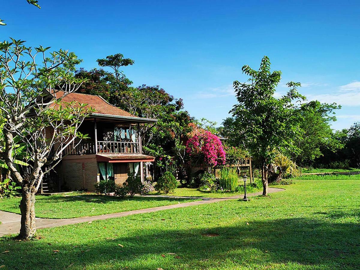 Jasmine Hills Lodge Doi Saket Exterior photo